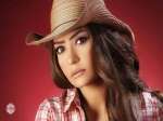 قُتل والدها على يد والدتها وشقيقها تاجر مخدرات والسرطان أنهى حياتها