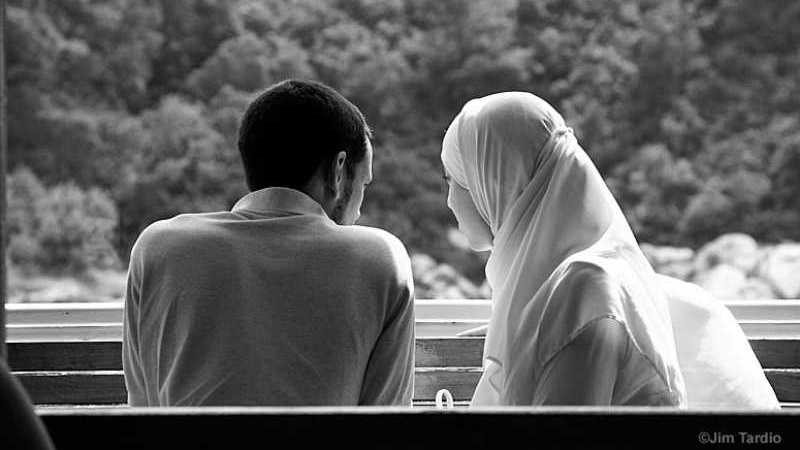 كيف يكون الزواج مليئا بالمودة والرحمة