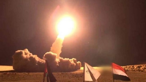 القوات المسلحة اليمنية تعلن تنفيذ عملية نوعية استهدفت مطار بن غوريون
