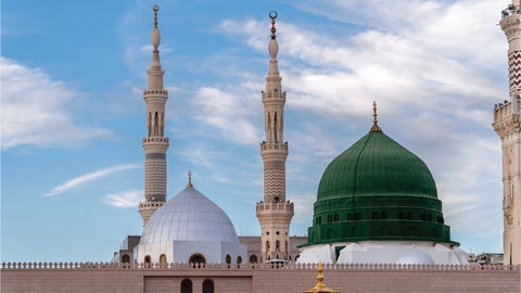 صور من العناء الذي واجهه النبي صلى الله عليه وسلم