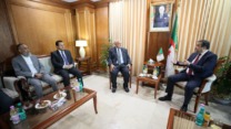 دعوة للمؤسسات العمانية إلى الاستفادة من فرص الاستثمار المتاحة في الجزائر