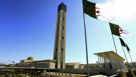 ذو الحجة شهر الحج والعمل الصالح – الجزء الأول –