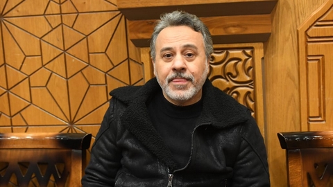 إيهاب فهمي: وفاة والدتي غيّرت حياتي