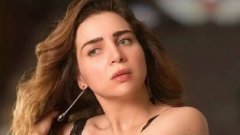 مي عز الدين تعلن عودتها للسينما