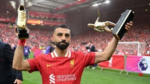 صلاح ردًّا على عروض السعودية: أنا باقٍ في ليفربول