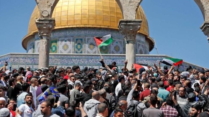 دعوات للحشد والنفير العام بالقدس حتى كسر حصار الأقصى