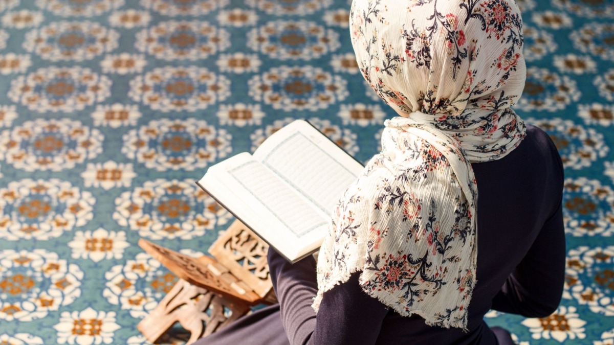 حجابك طاعة لله ولرسوله