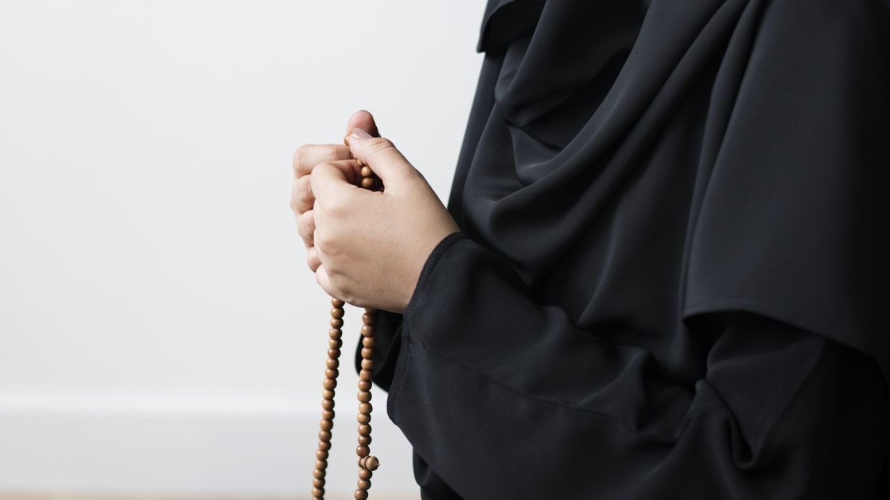 المفردون