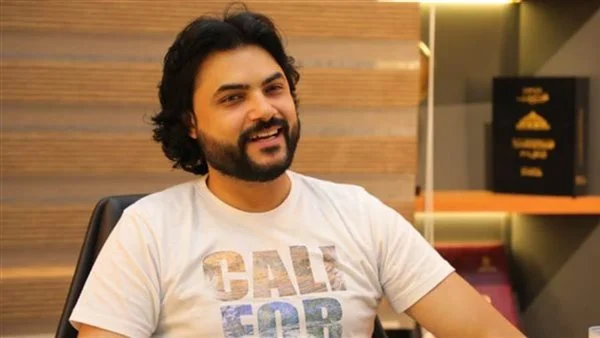 محمود حمدان يهاجم أحمد آدم: “كسر قلبي في بدايتي، لكن أنا مسامح”