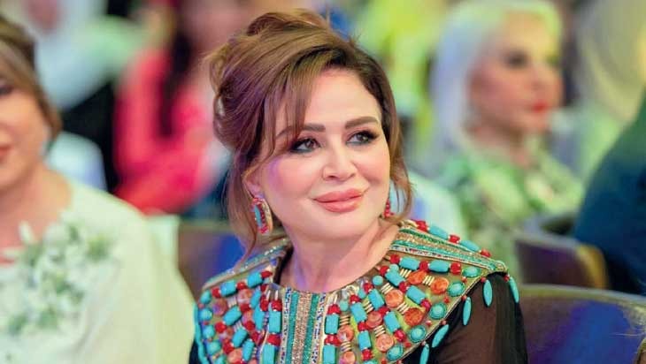 إلهام شاهين من بغداد مجددا: أرى الصواريخ في الجو وأملنا الوحيد فتح أي مطار على الحدود