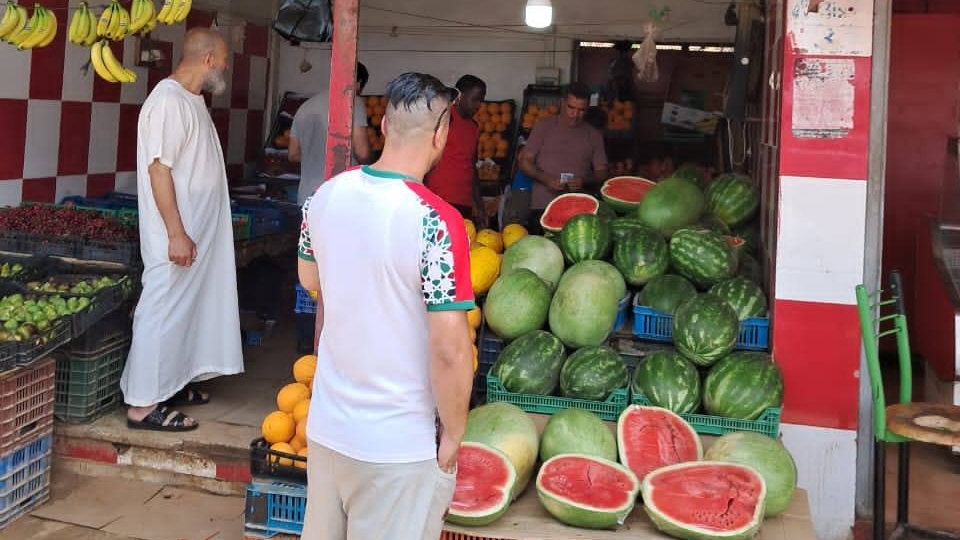 جلسة عمل بالعاصمة لتحديد شروط عرض الخضر و الفواكه للاستهلاك