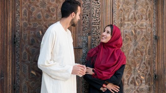 هكذا تُعيدان الحياة لعلاقتكما الزوجية..