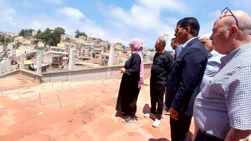 مشاريع شبكة الصرف، مجمع مدرسي وتهيئة حي بومعزة تحت مجهر الوالي المنتدب للمقاطعة الادارية للحراش