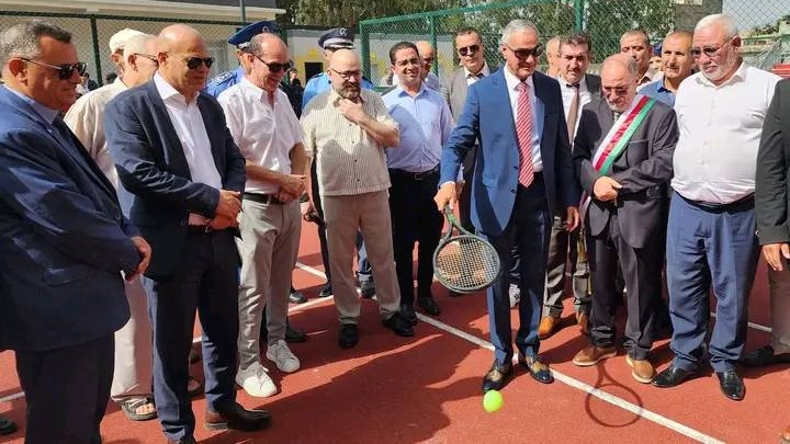 إعادة فتح مركب التنس ببرج بوعريريج
