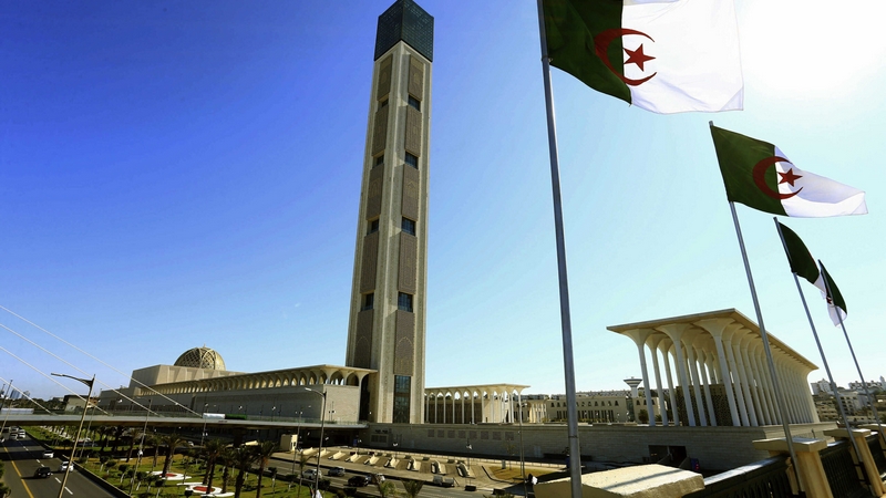 في ذكرى يوم عاشوراء – الجزء الأول –