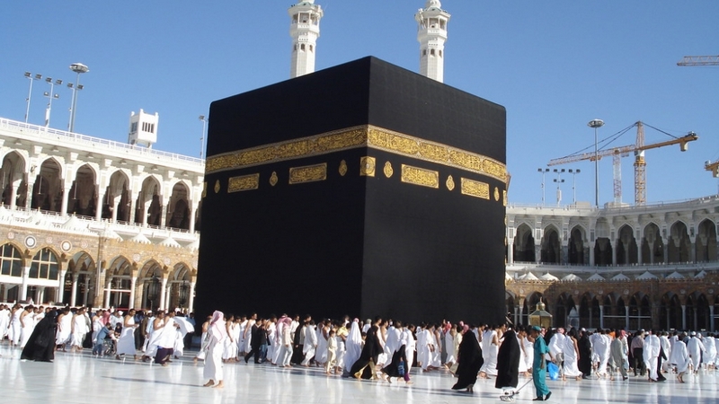 نحن قوم أعزنا الله بالإسلام