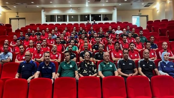 ملتقى ما قبل انطلاق الموسم لحكام النخبة
