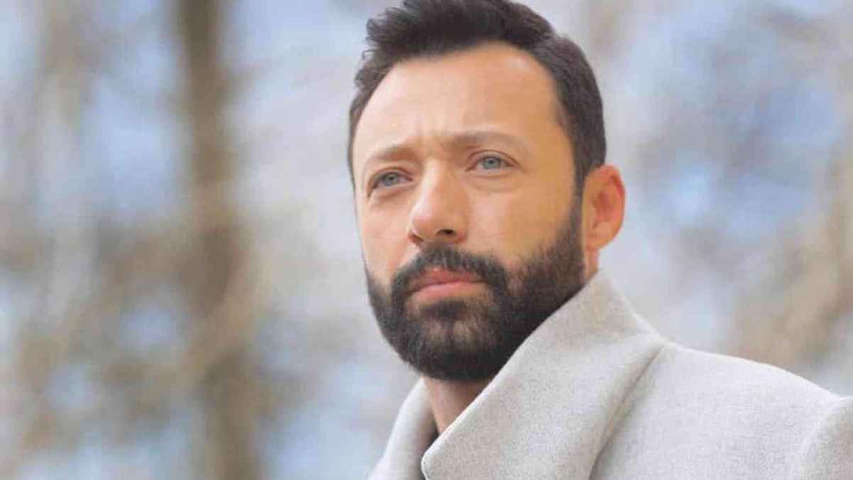 أحمد فهمي يصف نفسه بالفوضوي للغاية