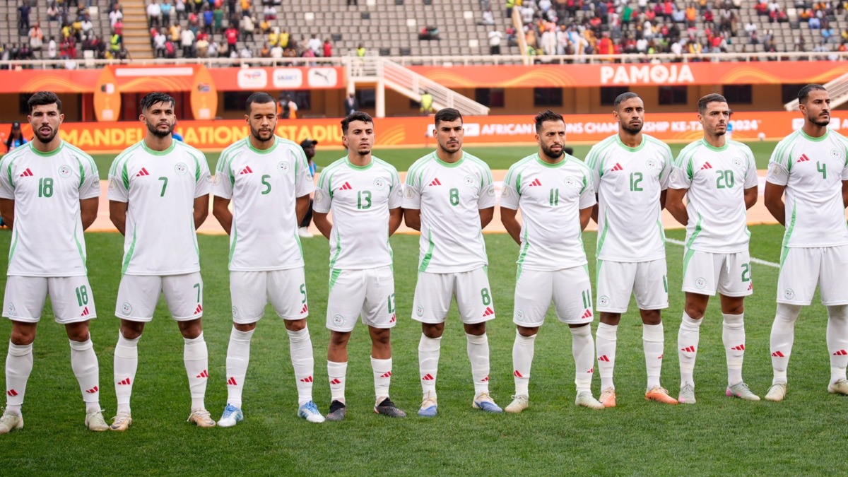 بوقرة فخور جدًا باللاعبين
