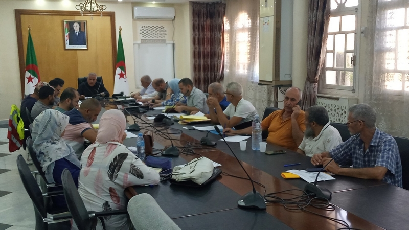 لجنة محلية للمتابعة الدورية للحافلات ميدانيا بالرويبة
