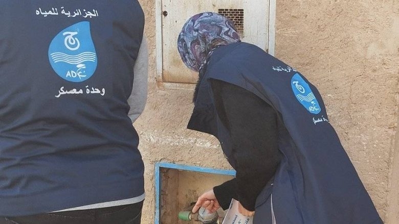 معسكر.. حملة جهوية لإصلاح تسربات مائية بقنوات الجر الرئيسية بنظام “الماو”