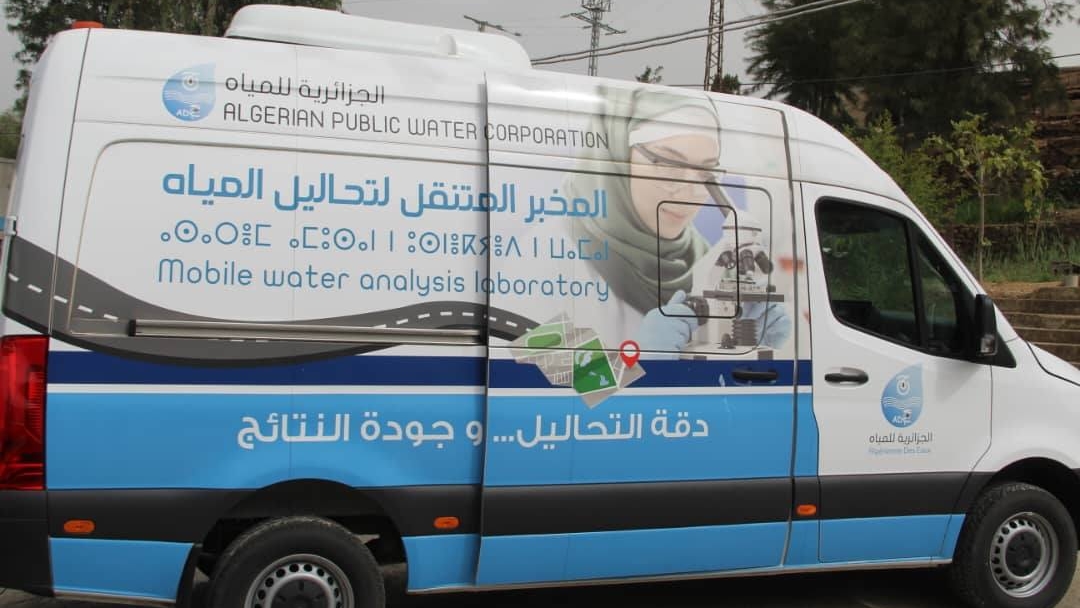 توقرت: ” الجزائرية للمياه” تتدعم بمخبر متنقل لإجراء التحاليل