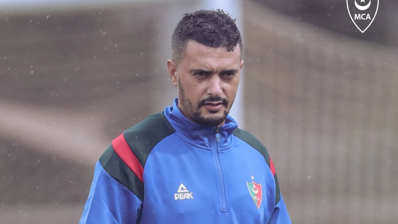 محمد أمين عتو يلتحق بالطاقم الفني