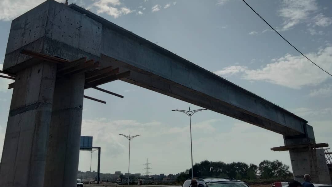 3 ممرات علوية جديدة لتأمين تنقل التلاميذ وسكان بومرداس