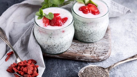 بذور الشيا مع الزبادي.. مزيج مثالي لتعزيز الصحة