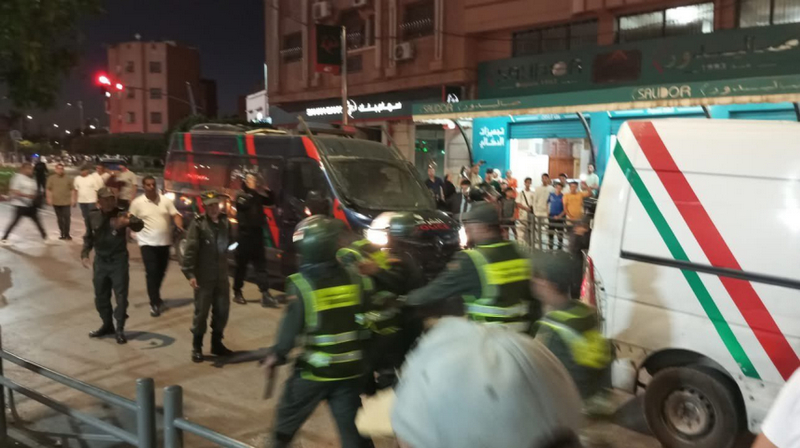 المغرب : قتلى وجرحى في عمليات دهس سيارات الدرك الملكي لمتظاهرين سلميين